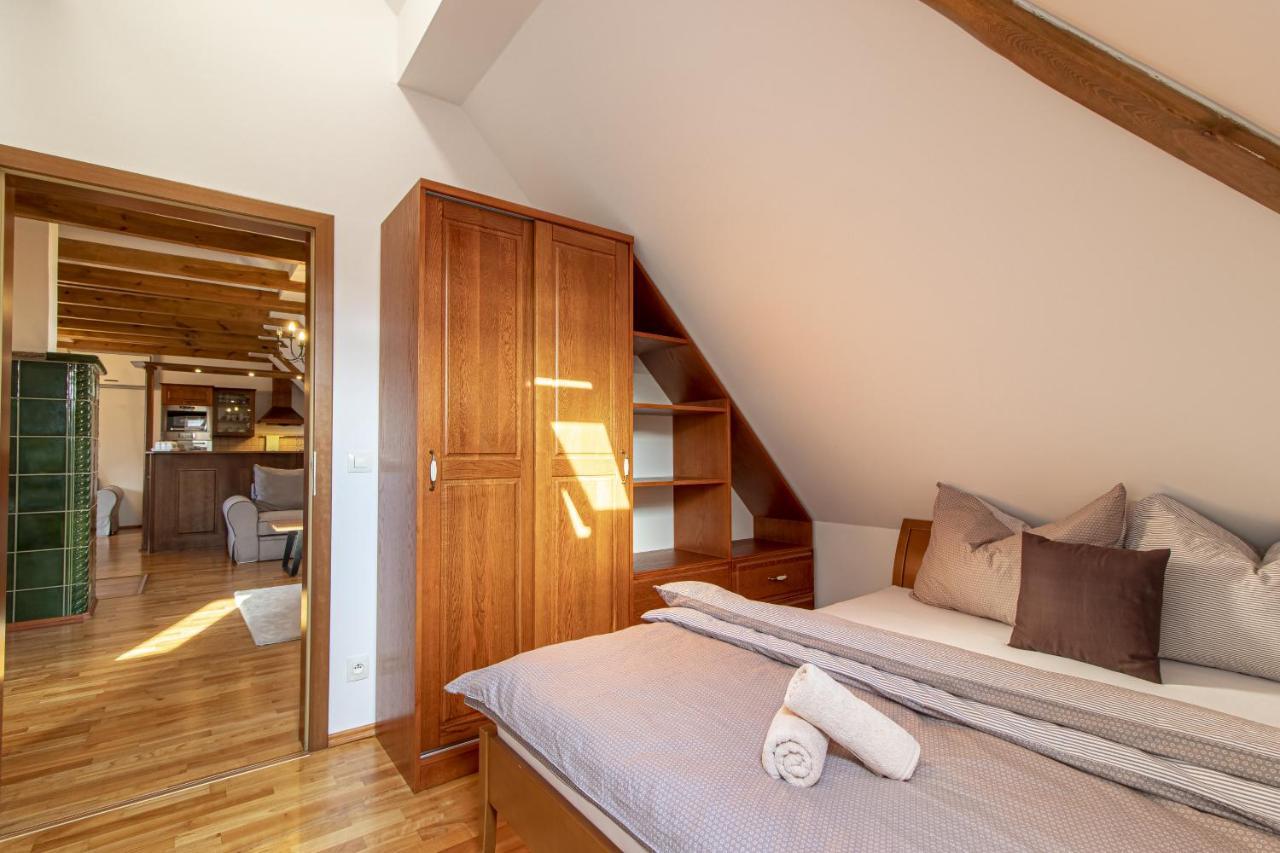 Historicky Dum U Lazni Apartment Trebon Bagian luar foto