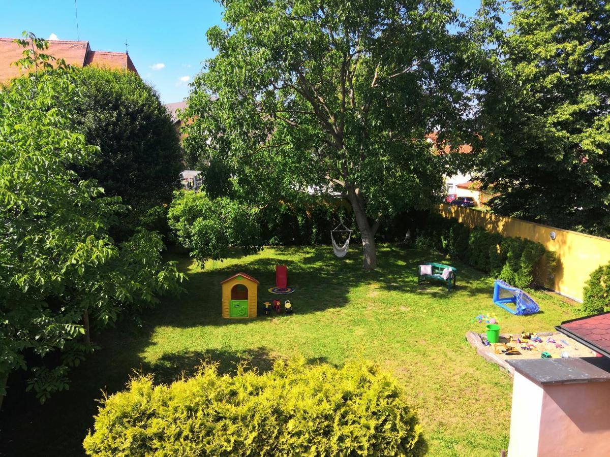 Historicky Dum U Lazni Apartment Trebon Bagian luar foto