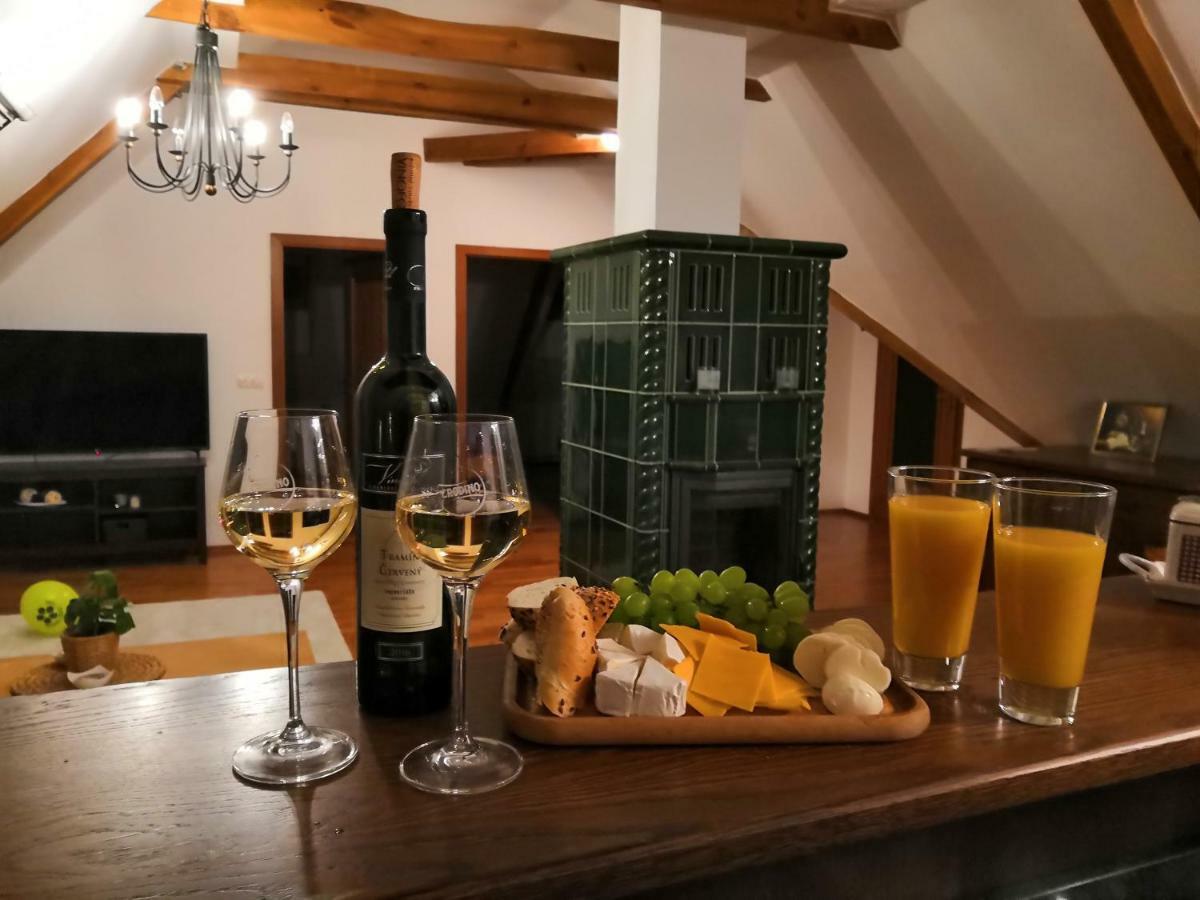 Historicky Dum U Lazni Apartment Trebon Bagian luar foto