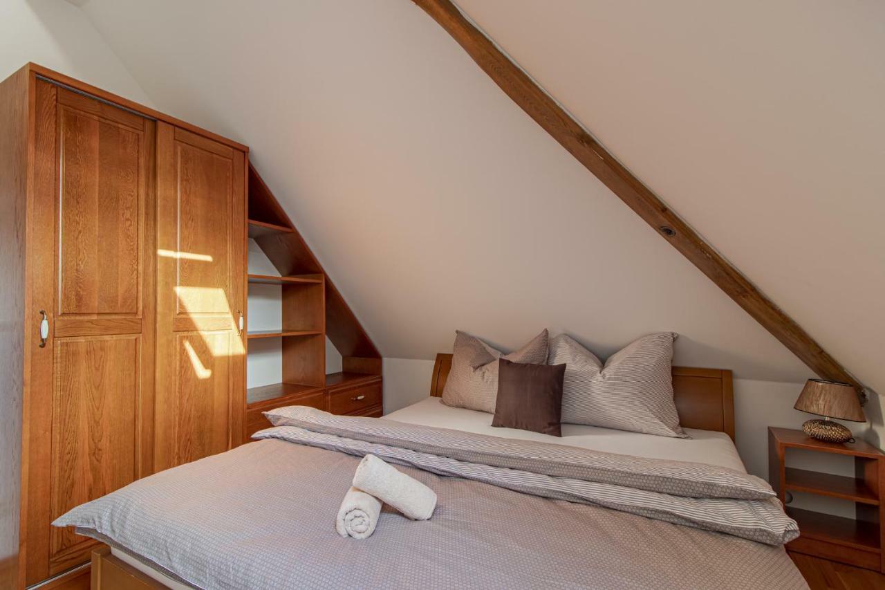 Historicky Dum U Lazni Apartment Trebon Bagian luar foto