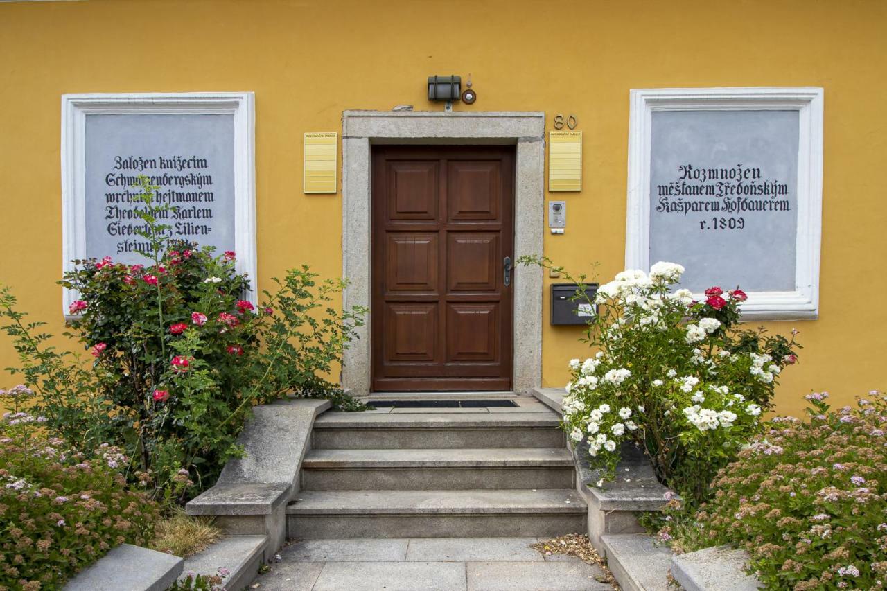 Historicky Dum U Lazni Apartment Trebon Bagian luar foto